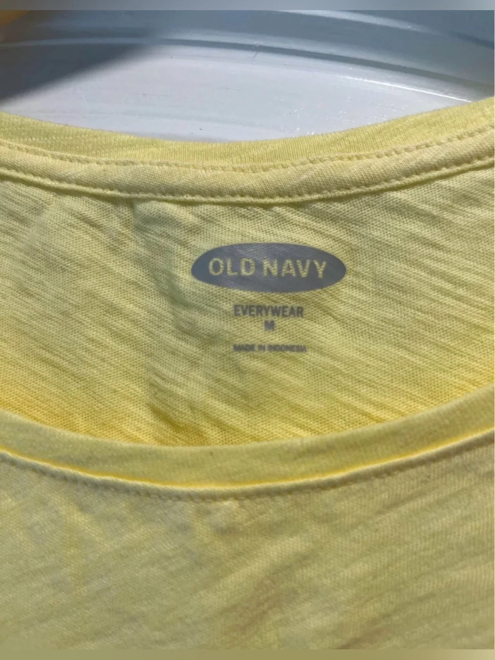 NWT - Old Navy Women's Yellow Sleeveless Tank Top, size M - Picture 3 of 5